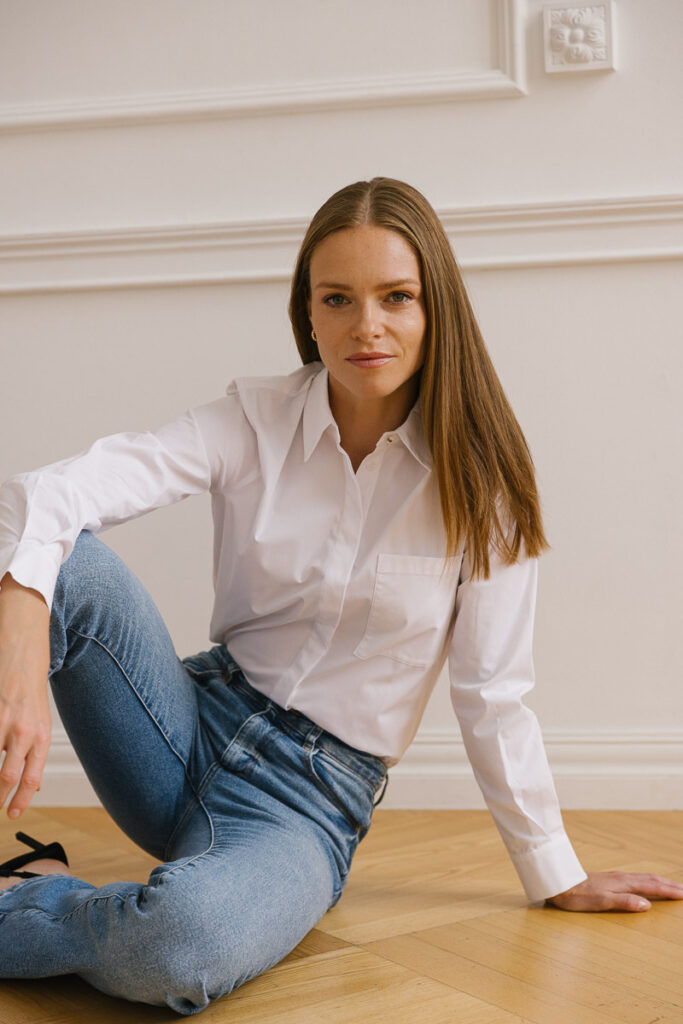 Klasyczna, biała koszula dmaska _ clariani