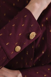 Bordowa bluzka damska z falbanką