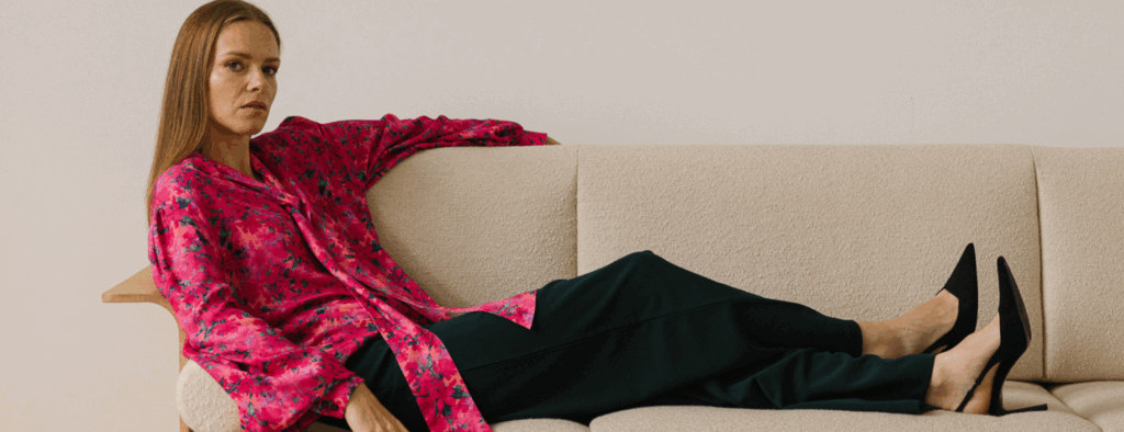 Pamiętaj, że elegancja nie musi być czarno-biała.