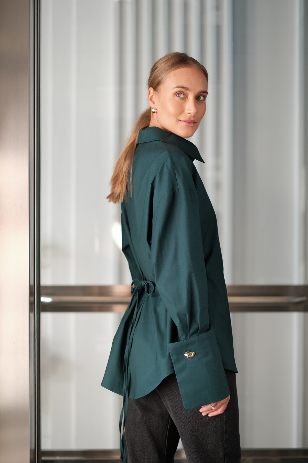 Wiązana koszula damska