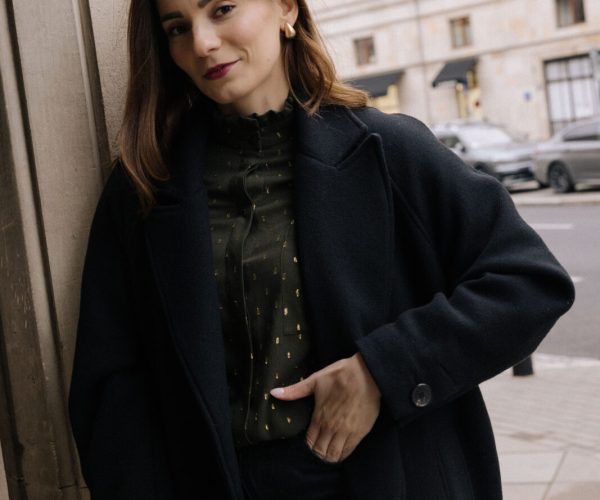 Zielona koszula damska z falbanką