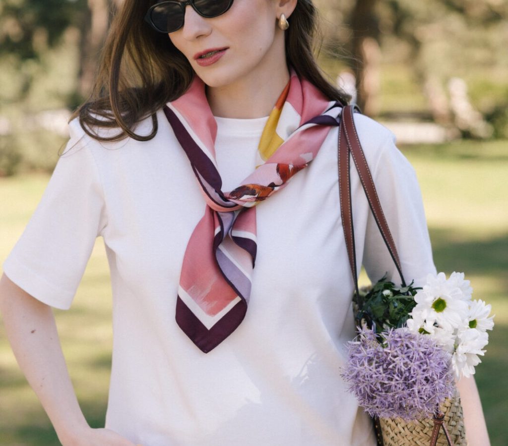 Gładki biały t-shirt damski